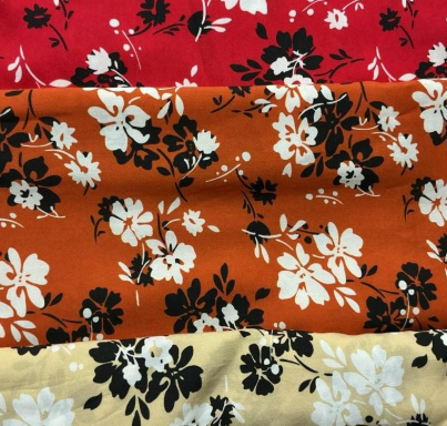 Bold Daisy Viscose Dress Fabric | Sold by the Metre